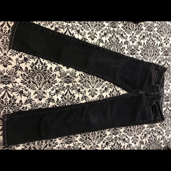 American Eagle Skinny Black Jeans - Size 8 - Picture 3 of 4